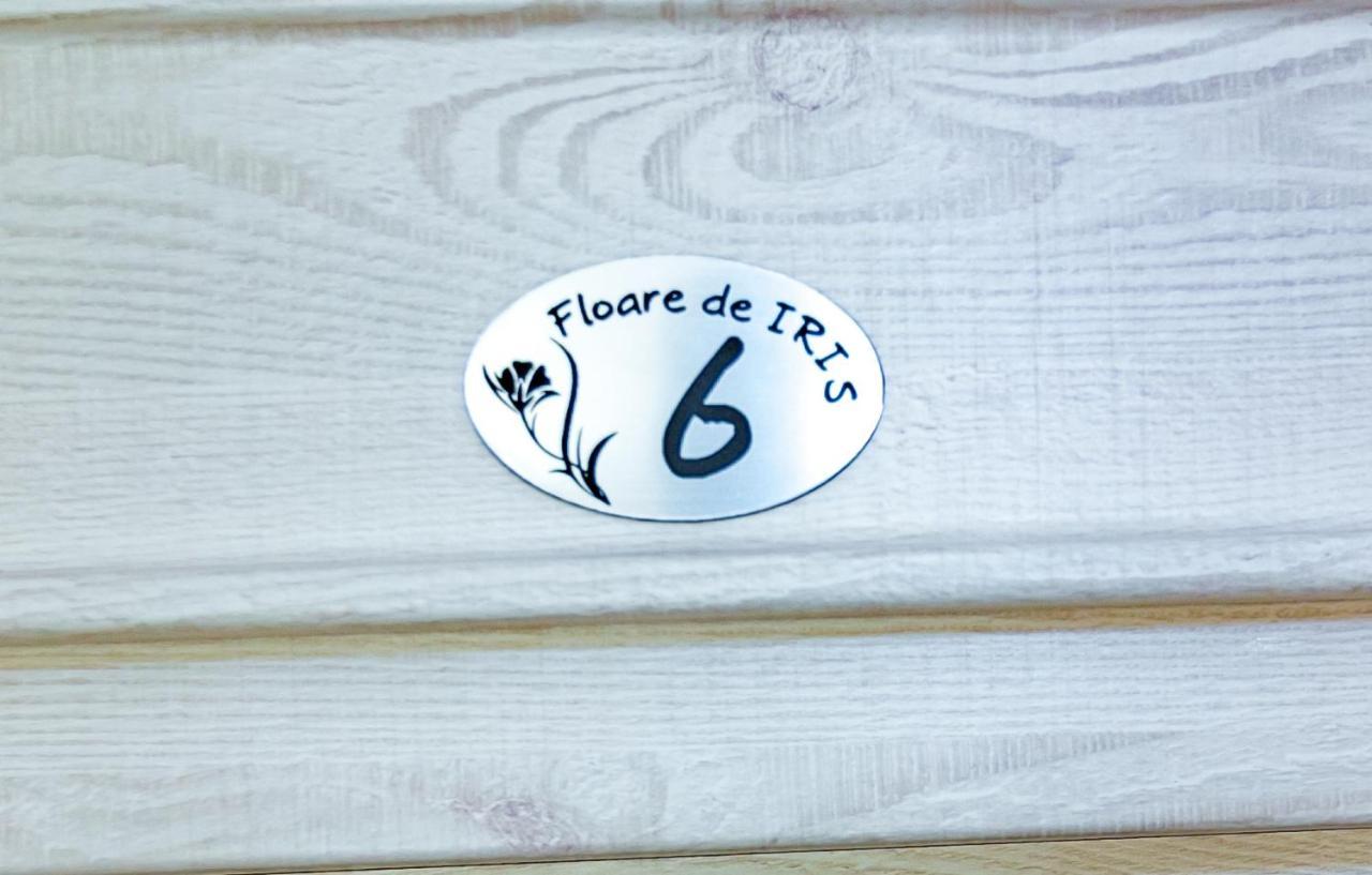 旧瓦马 Floare De Iris酒店 外观 照片